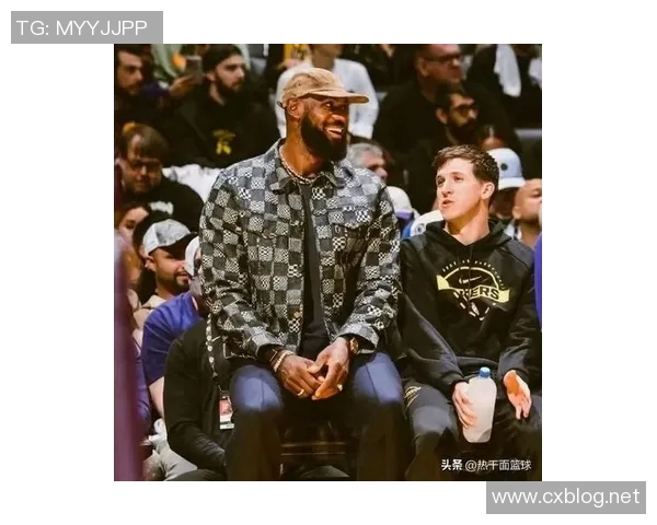 湖人最新伤情里夫斯腹股沟拉伤,东契奇满脸笑容备战,丝毫不担心